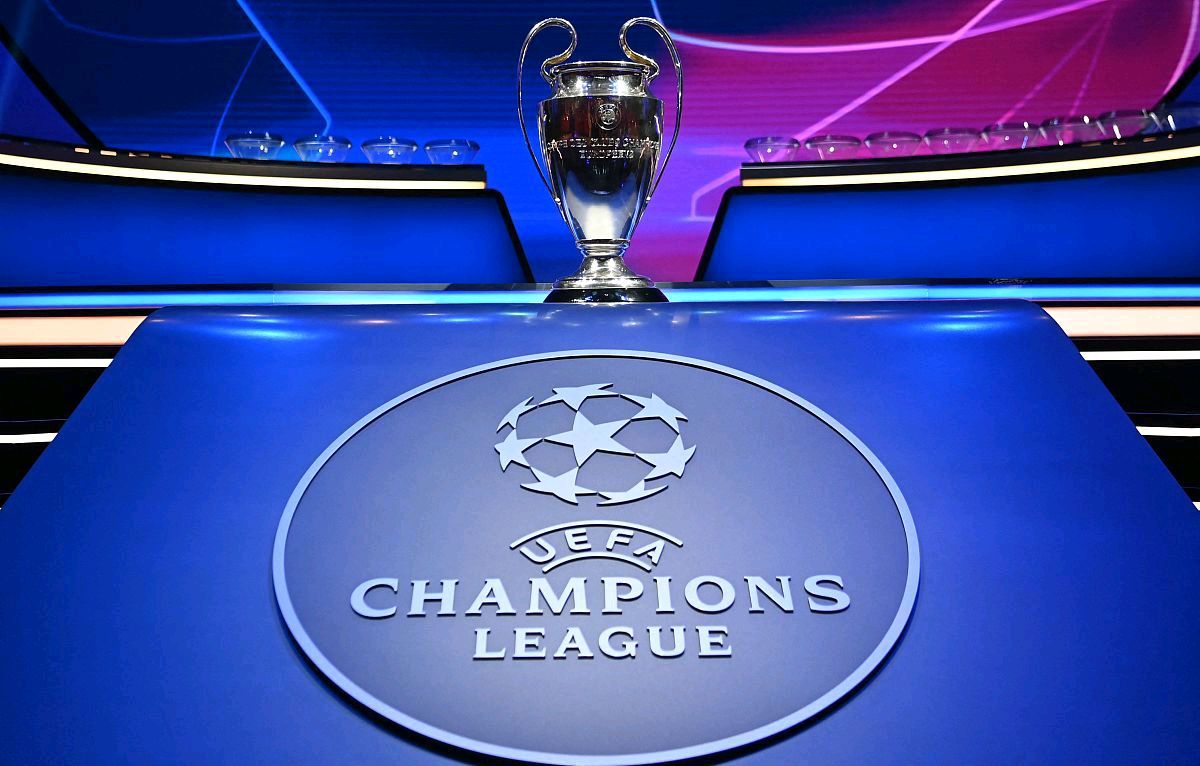 包含斯图加特内部会议纪要流出：赛前止住颓势，欧冠使命明确，数据趋势出现新变化的词条