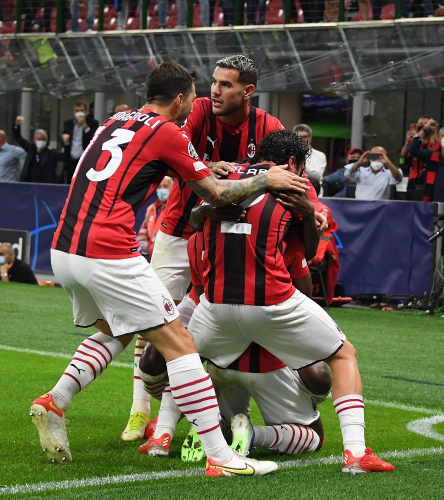 波尔图发布备战花絮;加时末段调整名单;意甲任务艰巨;心理建设被强调(波尔图足球俱乐部主力阵容最新排行) 波尔图发布备战花絮;加时末段调整名单;意甲任务艰巨;心理建设被强调(波尔图足球俱乐部主力阵容最新排行)