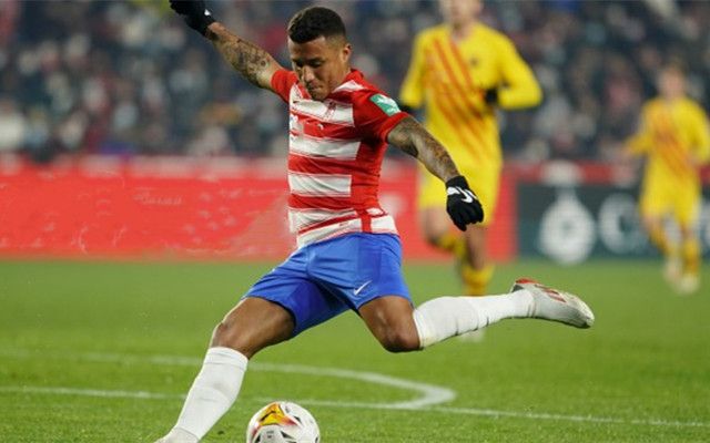 包含马德里竞技清晨状态回暖，志在NBA季后赛名次提升，态度坚定，训练强度明显提升的词条