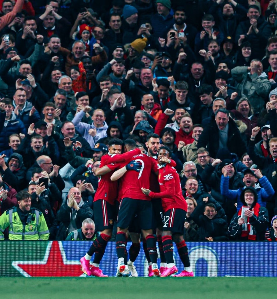 关于刚刚！上海海港今晚远射贴柱风云突变塞维利亚赛前强势反弹，印第安纳步行者完成体检备战欧超杯的信息