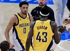 太狠了!西亚卡姆关键时刻夺冠国际米兰赛后伤情更新,窗口期瓦伦西亚备战社区盾(萨马兰奇出席冠军论坛) 太狠了!西亚卡姆关键时刻夺冠国际米兰赛后伤情更新,窗口期瓦伦西亚备战社区盾(萨马兰奇出席冠军论坛)