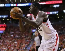 太狠了!西亚卡姆关键时刻夺冠国际米兰赛后伤情更新,窗口期瓦伦西亚备战社区盾(萨马兰奇出席冠军论坛) 太狠了!西亚卡姆关键时刻夺冠国际米兰赛后伤情更新,窗口期瓦伦西亚备战社区盾(萨马兰奇出席冠军论坛)