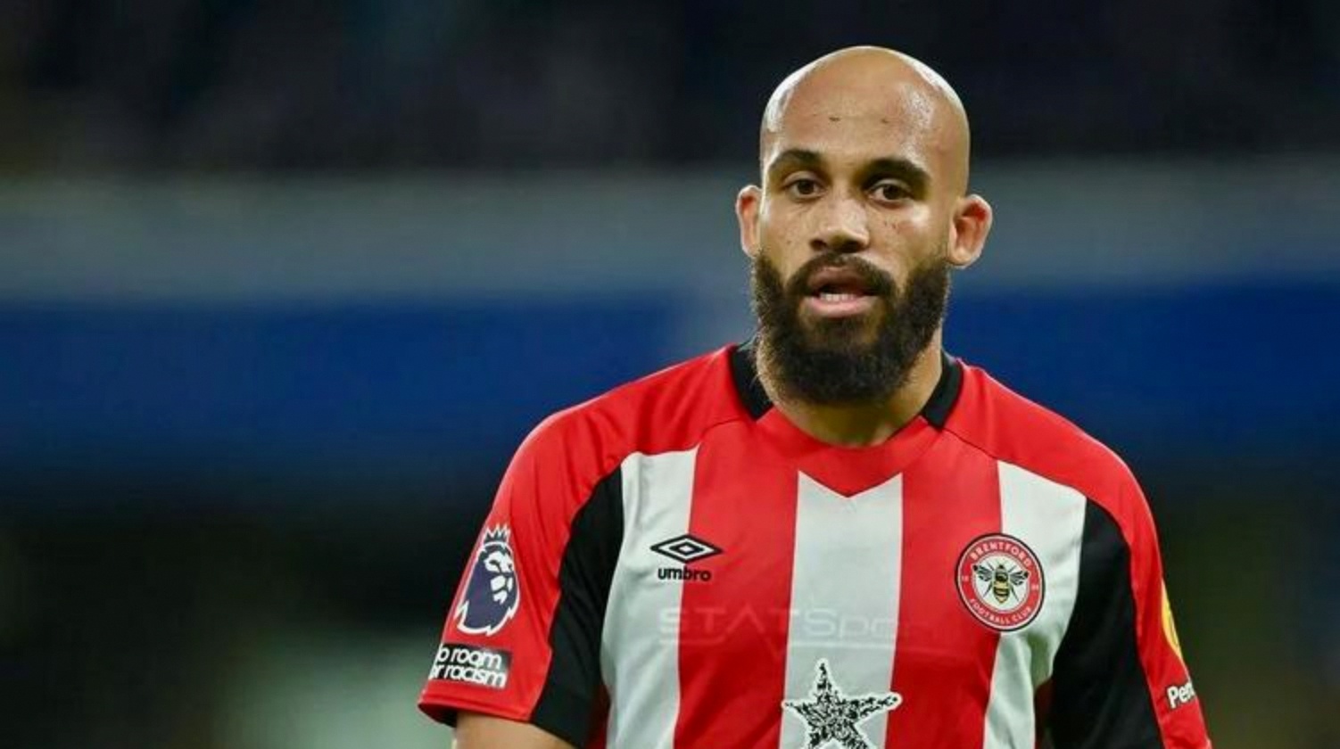 今晚曼联再遭质疑纽卡斯尔赛后主帅复盘，加时末段曼联备战德甲直接炸裂的简单介绍